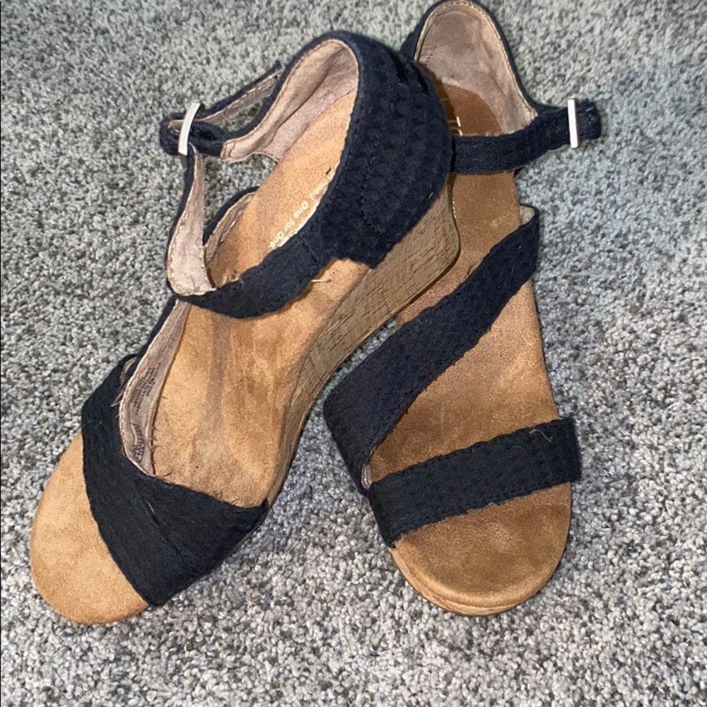 TOMS Wedges